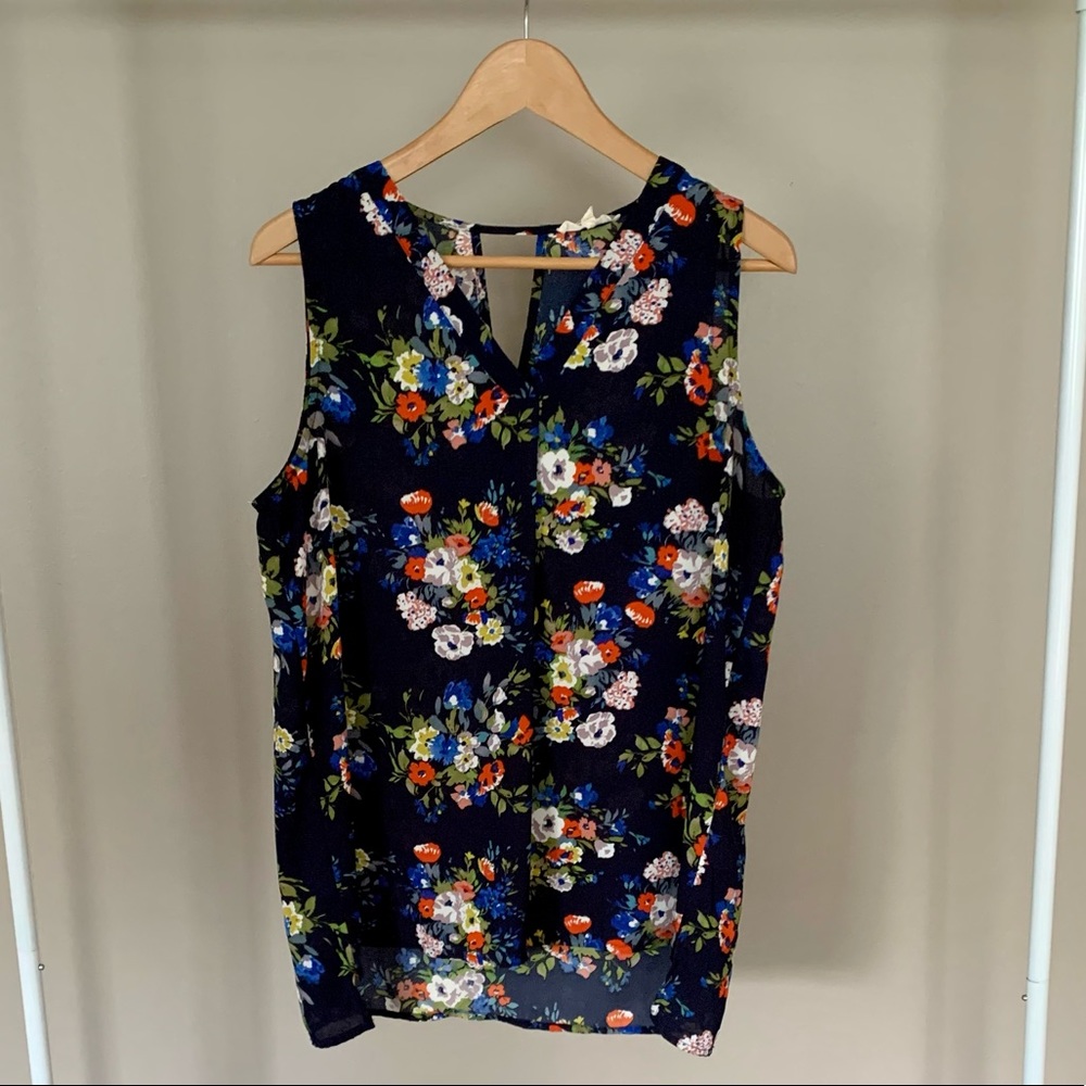 Sleeveless Blouse